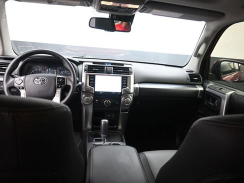 Used 2022 Toyota 4Runner SR5 Premium RWD image 14