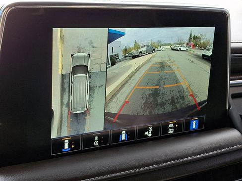 Used 2022 GMC Yukon SLT w/ SLT Luxury Package image 19