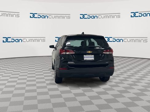 Used 2022 Chevrolet Equinox LS AWD/4WD image 7