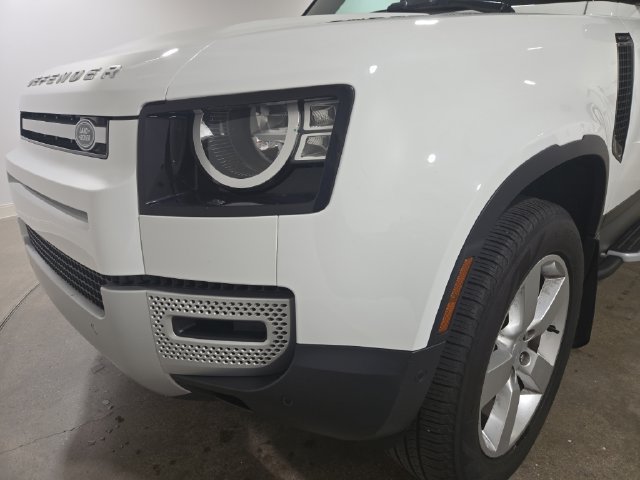 Used 2023 Land Rover Defender 110 S AWD/4WD image 24
