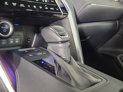 Used 2023 Toyota Venza Nightshade AWD/4WD image 20