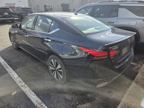 Used 2019 Nissan Altima 2.5 SV image 6