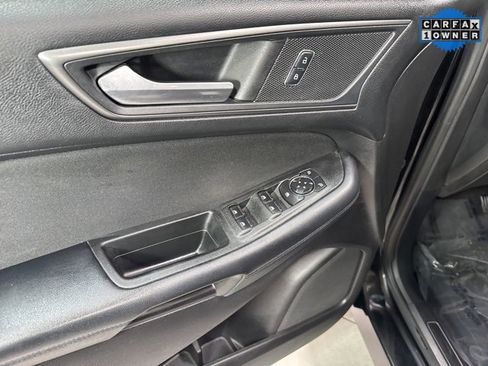 Used 2018 Ford Edge SE image 7