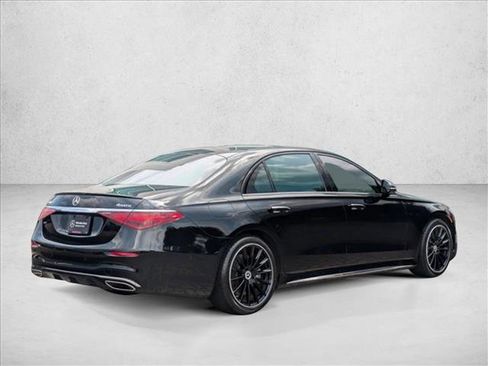 Certified 2023 Mercedes-Benz S 500 4MATIC w/ AMG Line image 5
