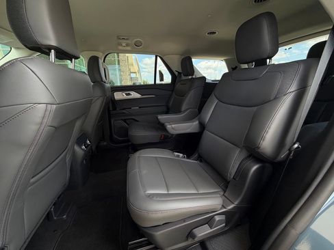 New 2026 Ford Explorer Active w/ Active Comfort Package RWD image 20