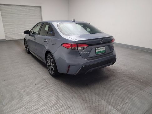 Used 2021 Toyota Corolla SE w/ Carpet Mat Package (TMS) FWD image 5