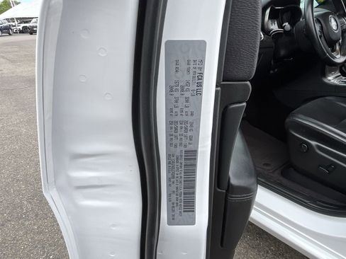 Used 2018 Jeep Grand Cherokee Altitude AWD/4WD image 32