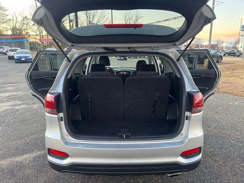 Used 2020 Kia Sorento LX image 13