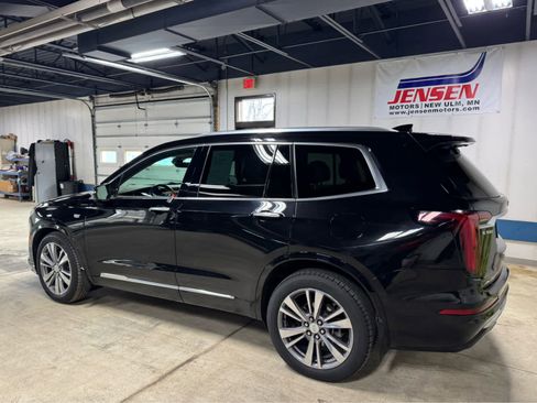 Used 2020 Cadillac XT6 Premium Luxury w/ Platinum Package image 6