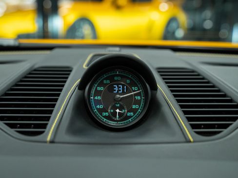 Used 2019 Porsche 911 Speedster RWD image 31