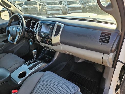 Used 2013 Toyota Tacoma 4x4 Double Cab w/ TRD Sport Pkg image 31