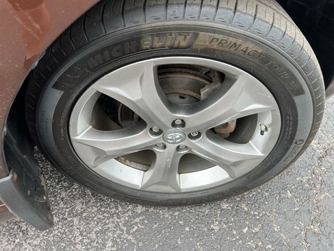 Used 2011 Toyota Venza AWD image 24