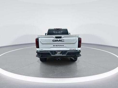 New 2026 GMC Sierra 2500 AT4X w/ LPO, Black Badging Package AWD/4WD image 7