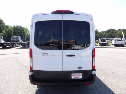 Used 2024 Ford Transit 350 XLT RWD image 6