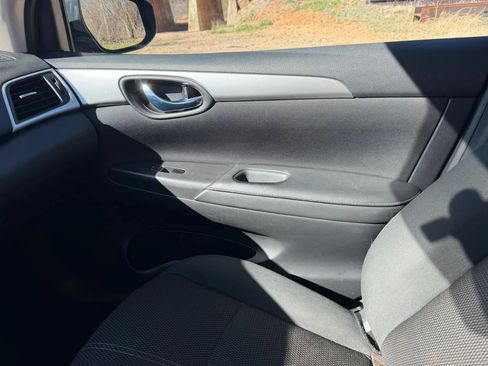 Used 2018 Nissan Sentra S FWD image 16