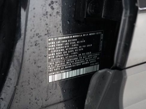 Used 2022 Volkswagen Taos SE image 39