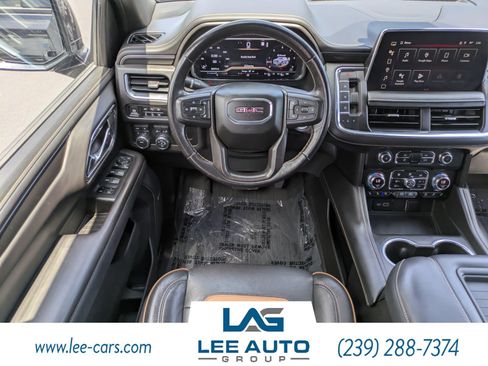 Used 2023 GMC Yukon AT4 w/ AT4 Premium Package AWD/4WD image 14