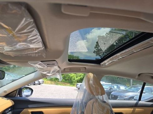 New 2025 Nissan Sentra SV w/ SV Premium Package image 7