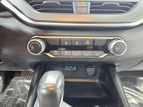 Used 2023 Nissan Altima 2.5 SR image 32