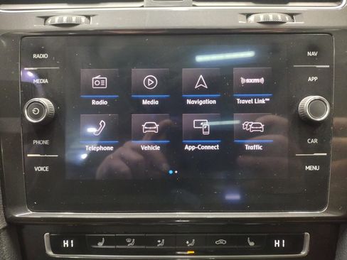 Used 2018 Volkswagen Golf Alltrack SEL image 27