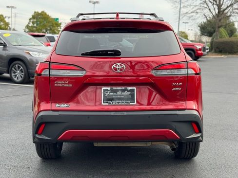 Certified 2024 Toyota Corolla Cross XLE image 10