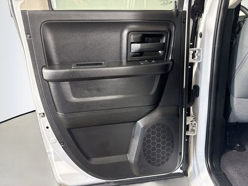 Used 2019 RAM 1500 Tradesman w/ Chrome Plus Package RWD image 25