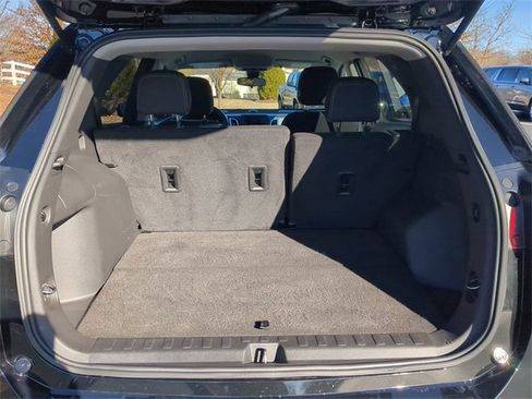 Used 2023 Chevrolet Equinox LS w/ LS Convenience Package image 12