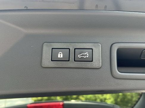 Certified 2026 Subaru Forester Premium AWD/4WD image 39
