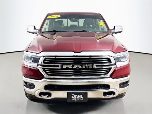 Used 2019 RAM 1500 Laramie AWD/4WD image 3