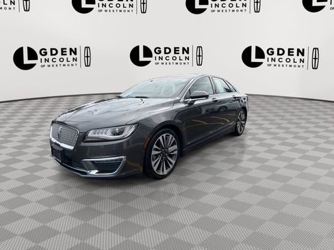 Used 2019 Lincoln MKZ Reserve FWD image 4