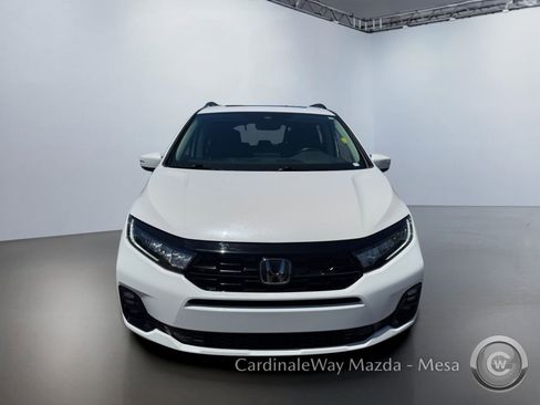 Used 2025 Honda Odyssey Elite image 9