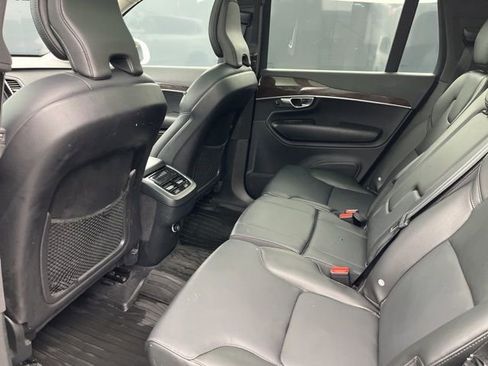 Used 2019 Volvo XC90 T5 Momentum w/ Advanced Package image 12