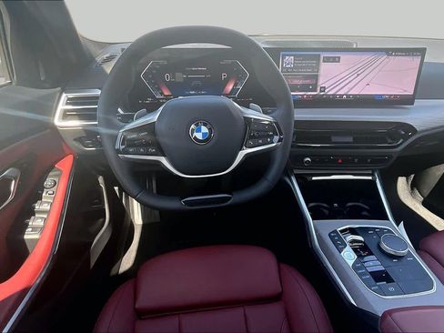 Used 2025 BMW 330i Sedan RWD image 5