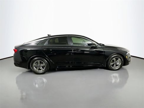 Used 2021 Kia K5 LXS image 7