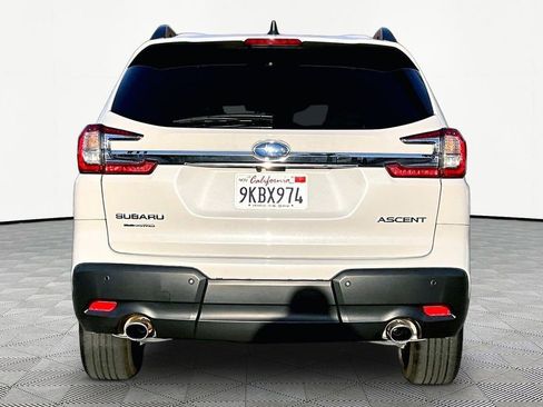 Used 2024 Subaru Ascent Premium w/ Convenience Package AWD/4WD image 4