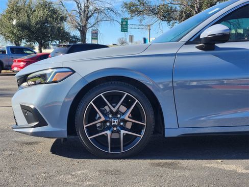 Used 2022 Honda Civic Sport Touring image 8