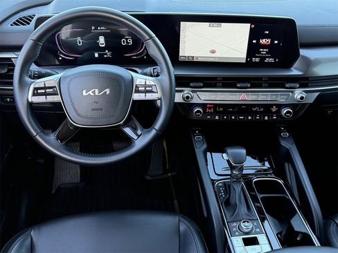 Used 2024 Kia Telluride S w/ S Sunroof Package image 12