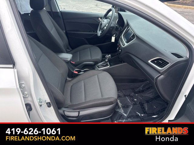 Used 2022 Hyundai Accent SEL FWD image 28