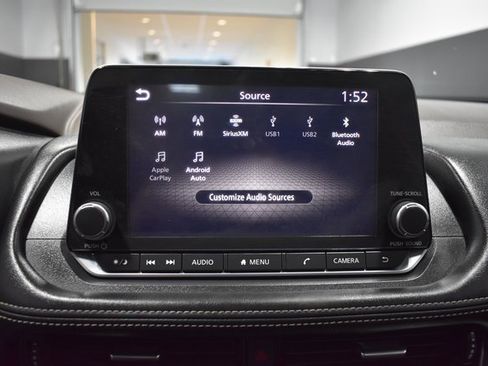 Used 2022 Nissan Rogue SV w/ SV Premium Package image 22