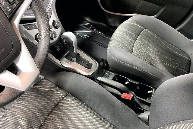 Used 2020 Chevrolet Sonic LT FWD image 17