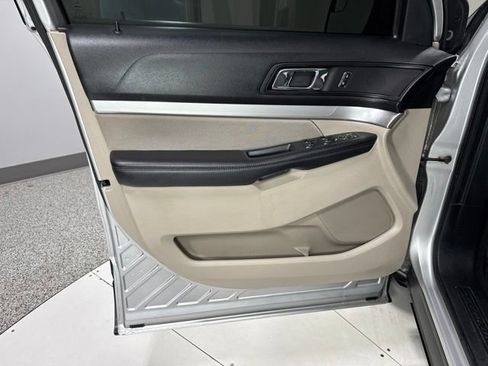 Used 2018 Ford Explorer 4WD image 10