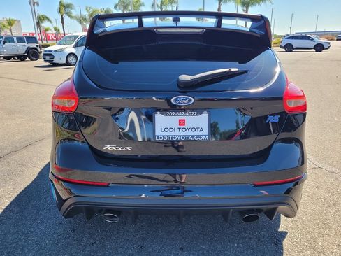 Used 2017 Ford Focus RS AWD/4WD image 5