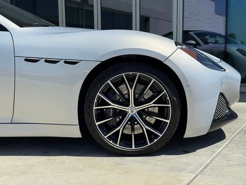 New 2026 Maserati GranCabrio Modena AWD/4WD image 17