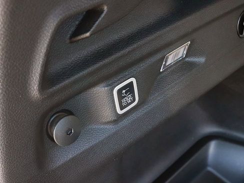 Used 2025 Jeep Grand Cherokee L Limited w/ Luxury Tech Group II AWD/4WD image 18