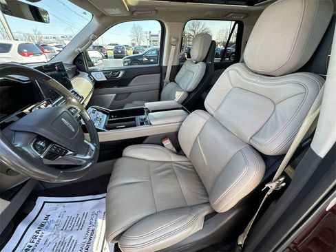 Used 2024 Lincoln Navigator Reserve w/ Equipment Group 201A image 11