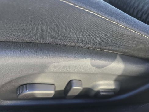 Used 2017 Nissan Altima 2.5 SV w/ Convenience Package image 12