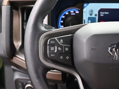 Used 2022 Ford Bronco Outer Banks AWD/4WD image 16