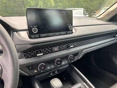 Used 2024 Honda Accord EX image 24