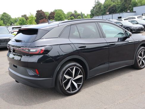 Used 2023 Volkswagen ID.4 Pro S AWD/4WD image 6