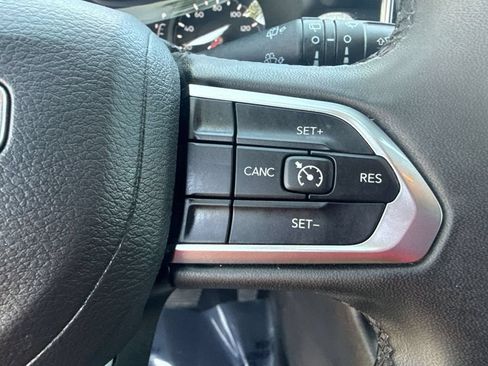 Used 2024 Jeep Compass Latitude AWD/4WD image 20